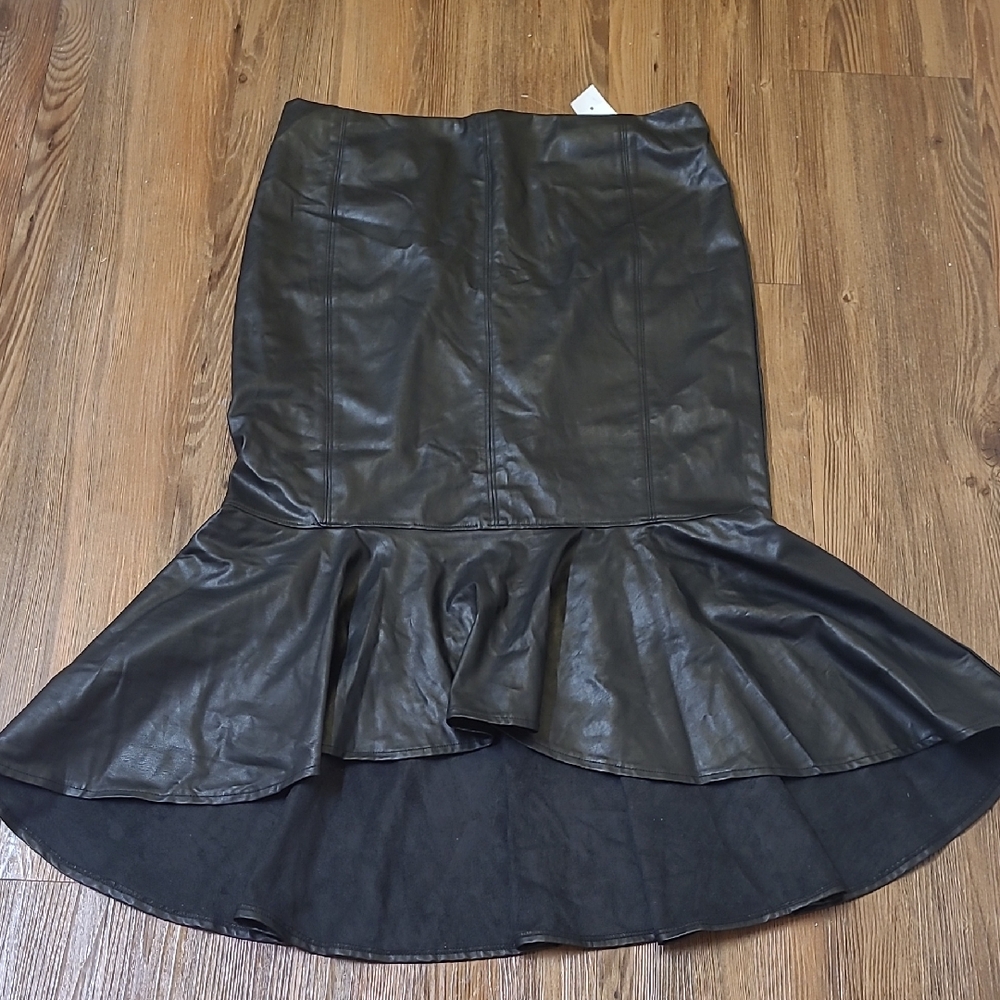 New York & Company Black Faux Leather High-Low Ruffle-Hem Skirt
